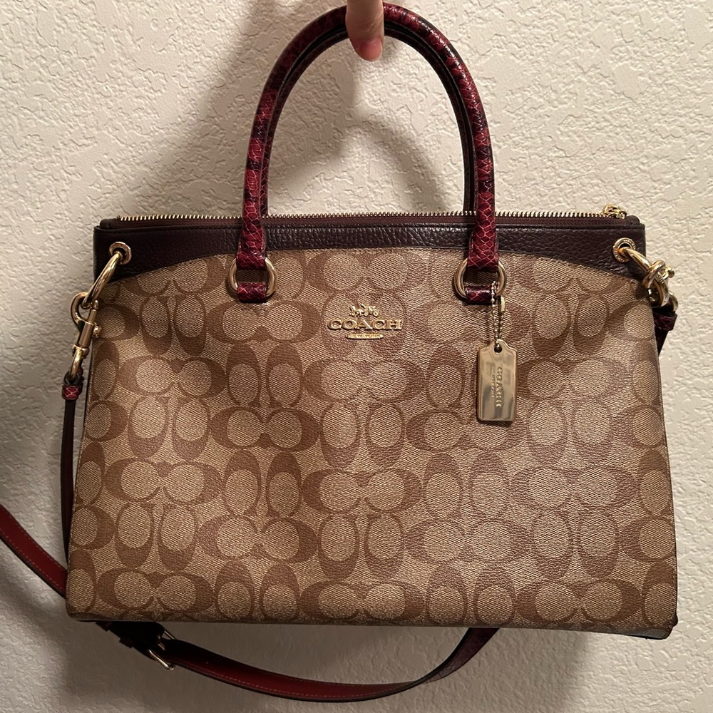 Coach Lillie Carryall - Maroon and Tan